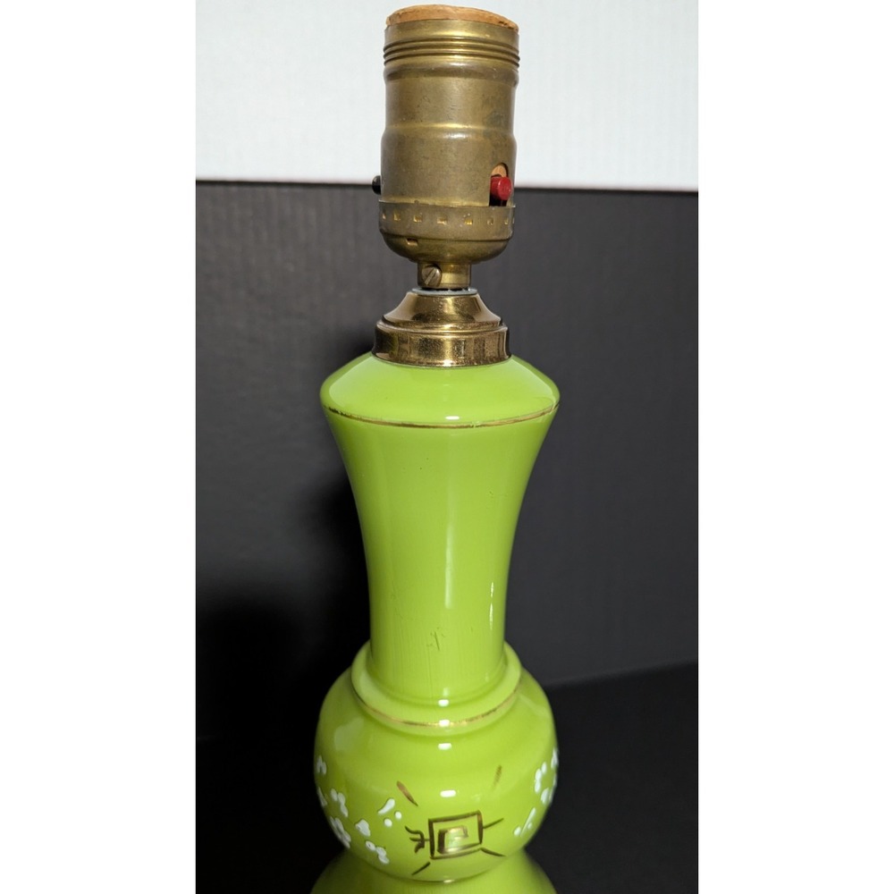 Vintage 1950's Working Pair of Hand Painted Green Glass & Brass Table Lamps - Picture 11 of 16